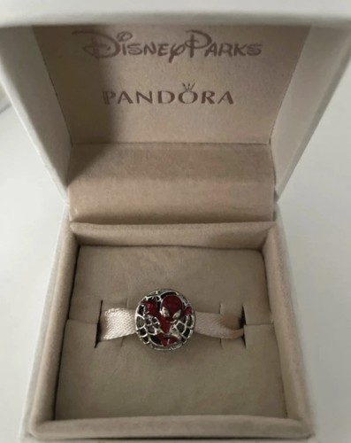 Original pandora marvel charm - original,
